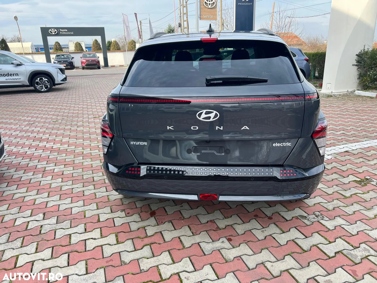 Hyundai KONA - 5