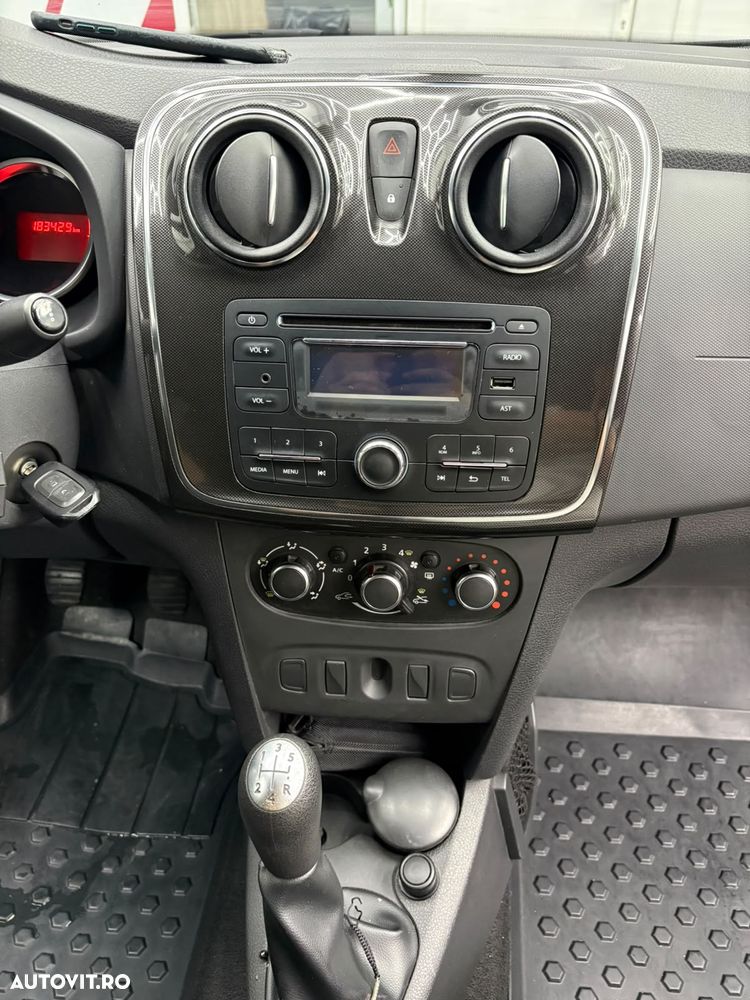 Dacia Logan - 11