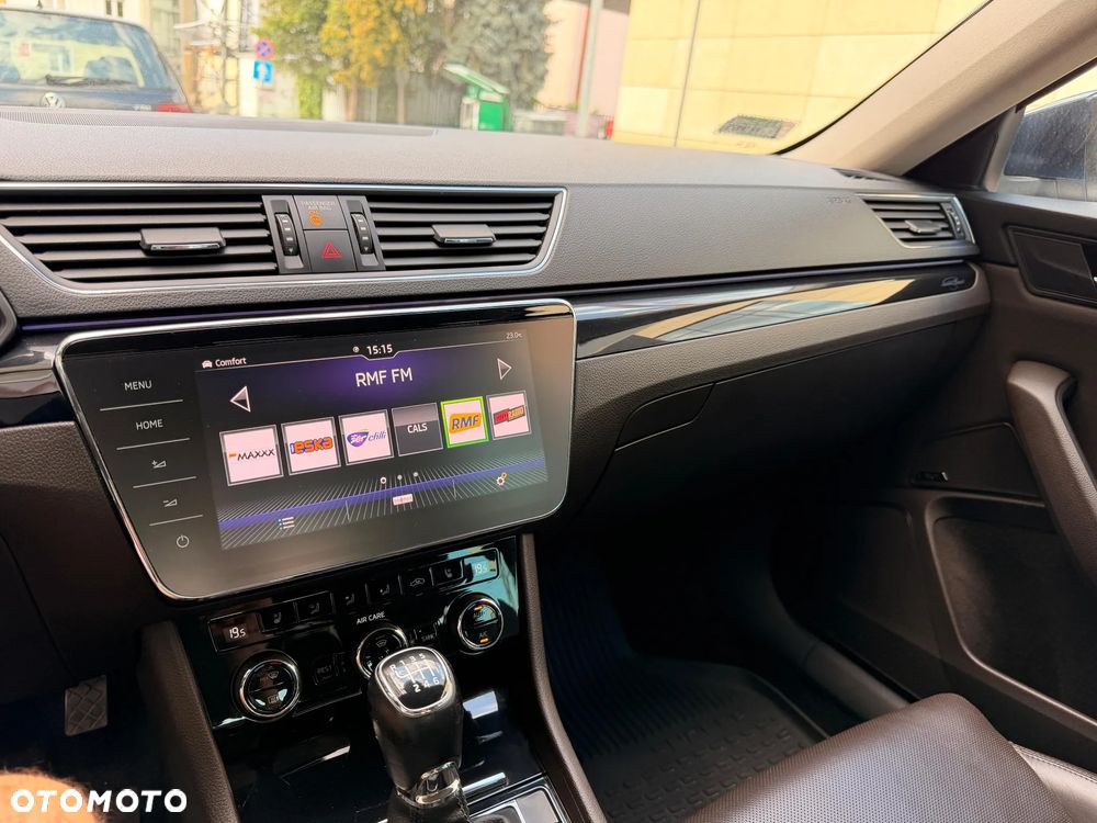 Skoda Superb 2.0 TDI L&K - 8
