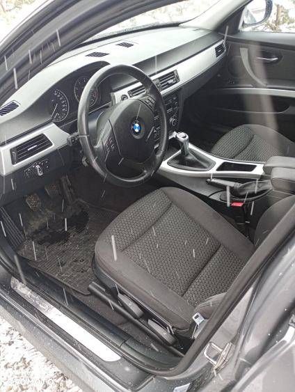 BMW Seria 3 318i Edition Sport - 8