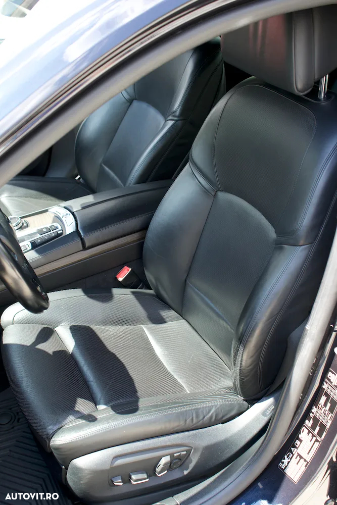 BMW Seria 7 750d xDrive - 10