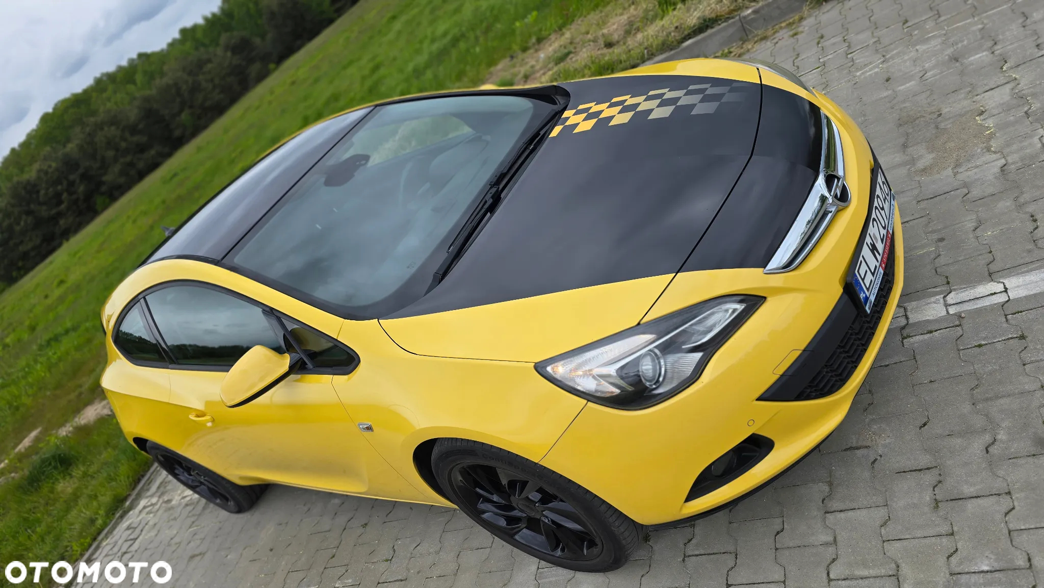 Opel Astra IV GTC 1.6 T Sport - 37