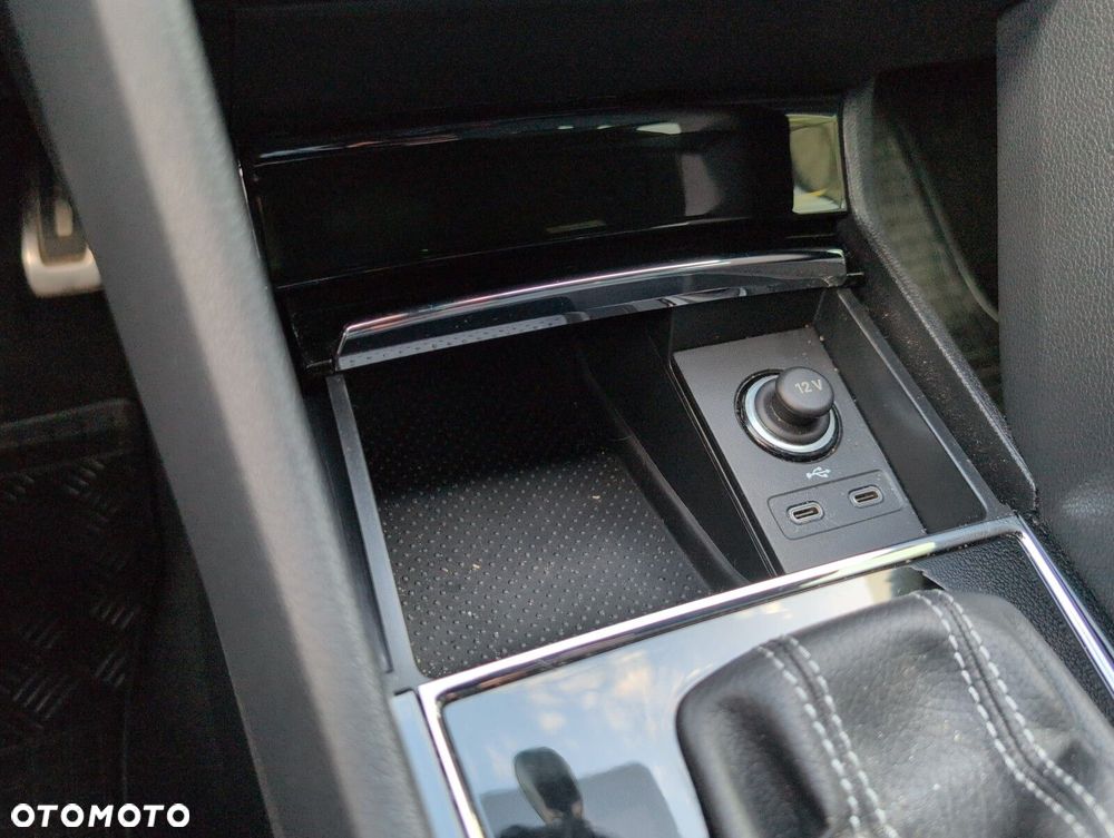 Skoda Karoq 2.0 TSI 4x4 Sportline DSG - 37