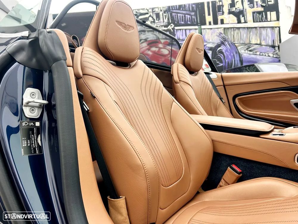 Aston Martin DB11 Coupé V8 Auto - 26