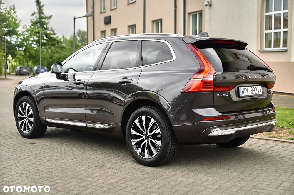 Volvo XC 60 B4 D Plus Bright - 8