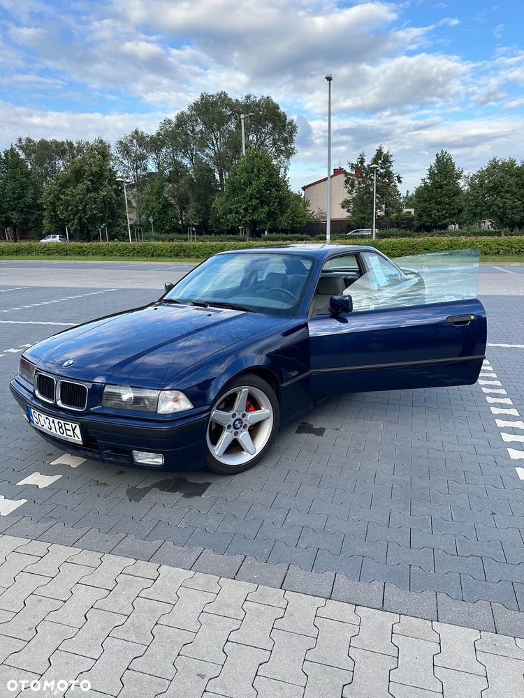 BMW Seria 3 318ti - 1