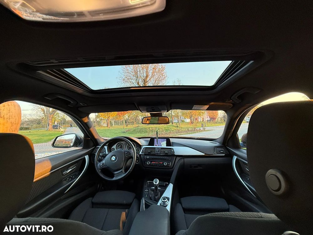 BMW Seria 3 320d DPF Touring Blue Performance Edition Fleet Exclusive - 11