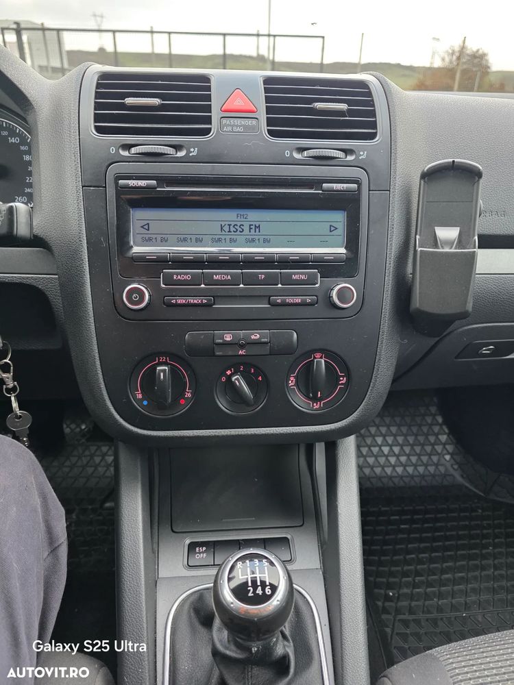 Volkswagen Golf 1.9 TDI 4Motion Comfortline - 2