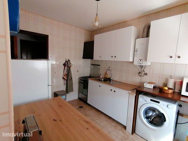 Vende-se T1 na praia da Barra - Grande imagem: 4/9
