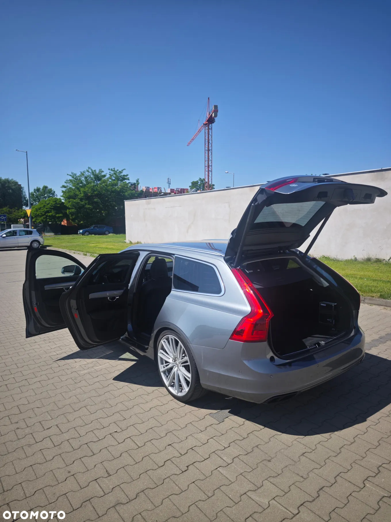 Volvo V90 D4 Momentum - 19