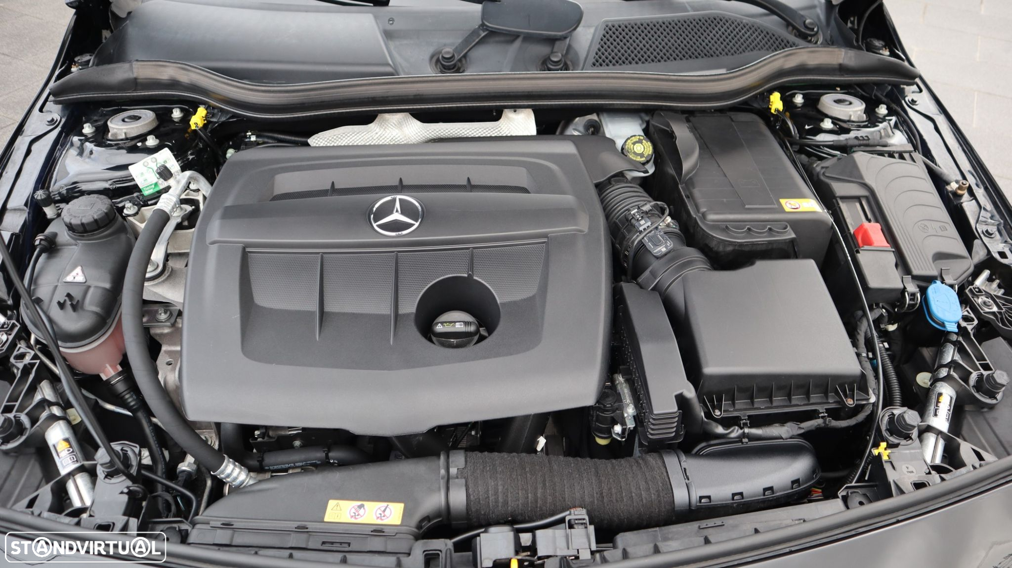 Mercedes-Benz A 180 CDi BE AMG Line - 22
