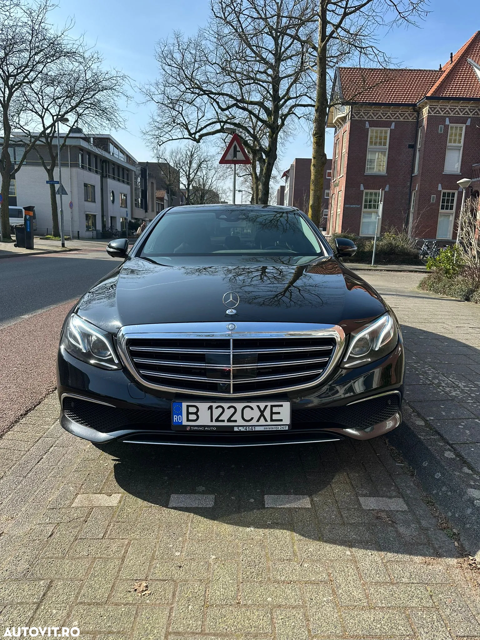 Mercedes-Benz E 220 d Aut. - 2