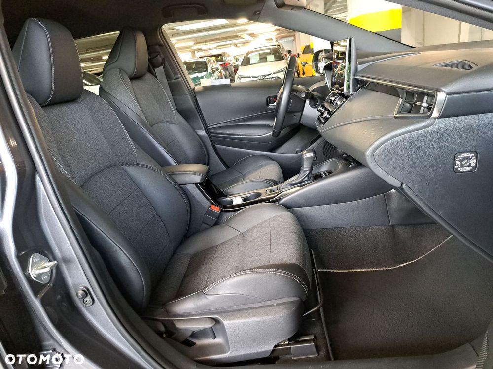Toyota Corolla 1.8 Hybrid Style - 16