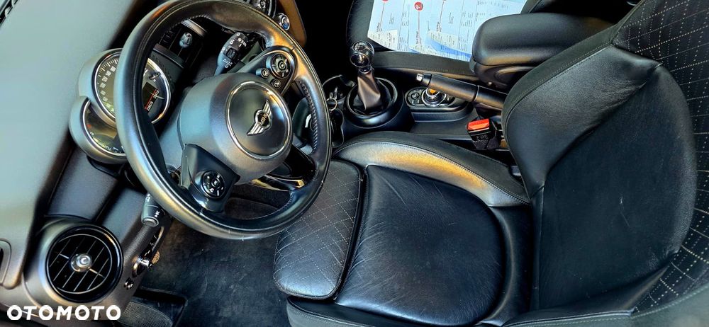 MINI Cooper D 50 Mayfair - 36