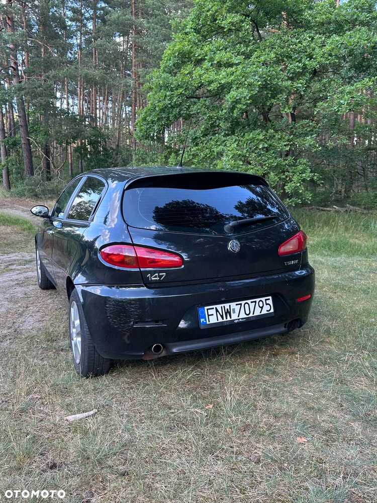 Alfa Romeo 147 1.6 Twin Spark Impression - 4