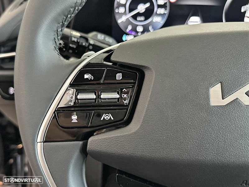 Kia Niro 1.6 GDi HEV Tech - 18