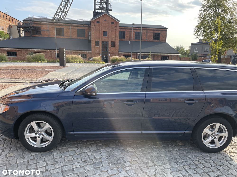 Volvo V70 - 3