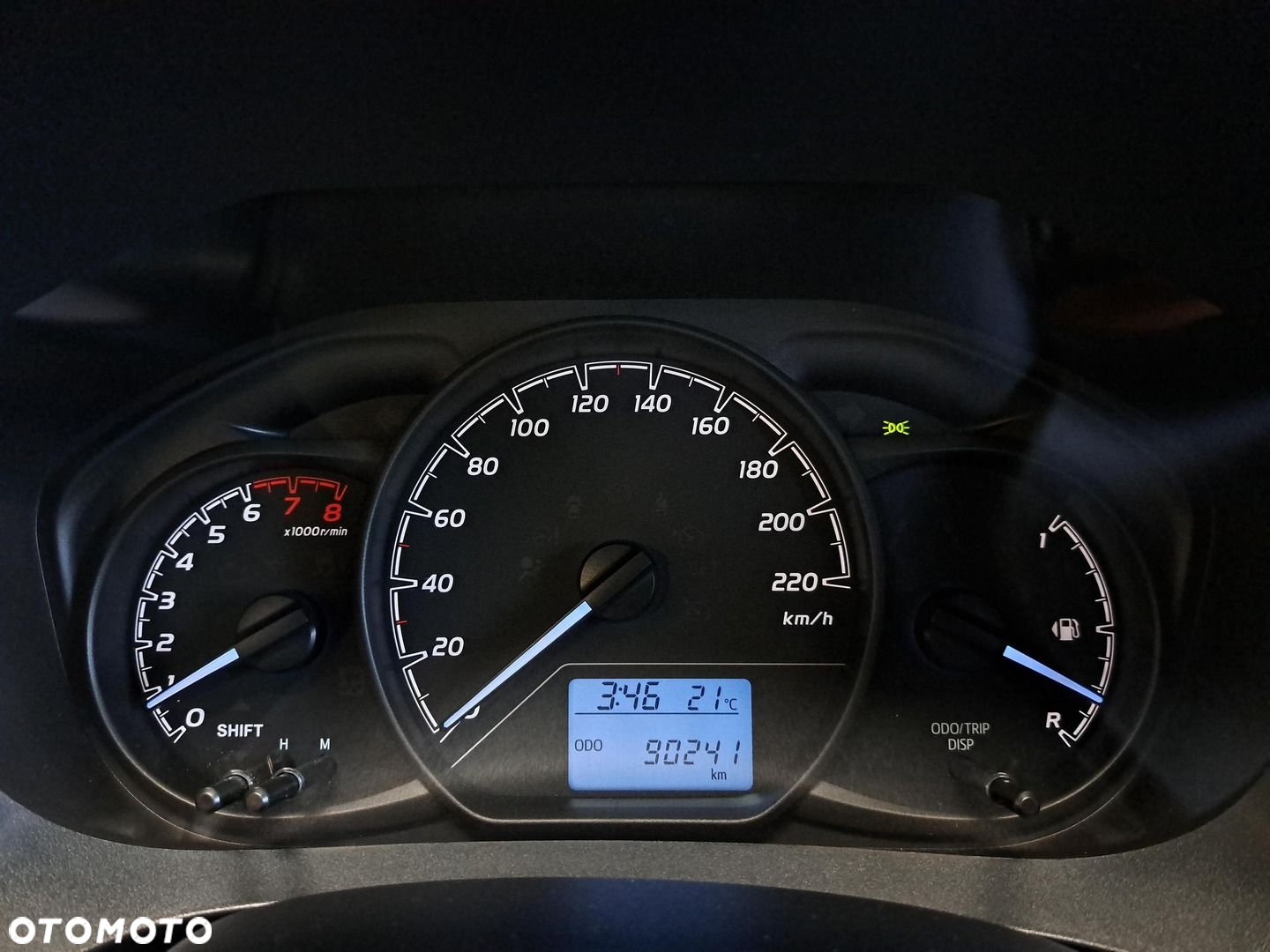 Toyota Yaris - 25