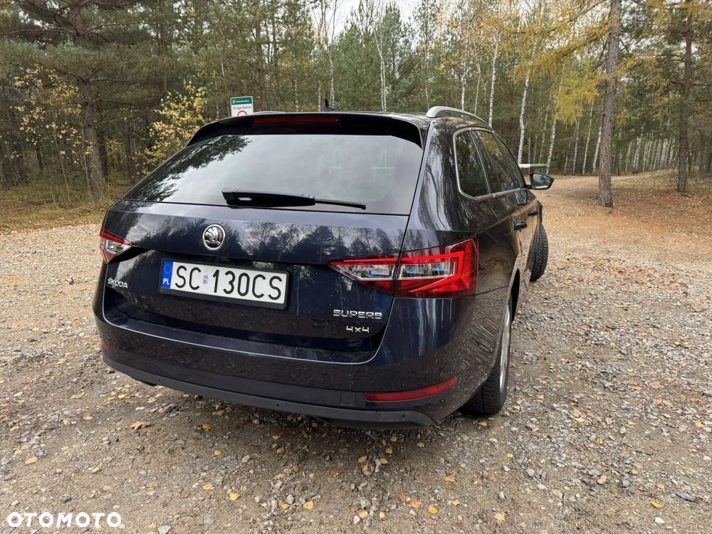 Skoda Superb ver-2-0-tdi-scr-4x4-ambition-dsg - 7