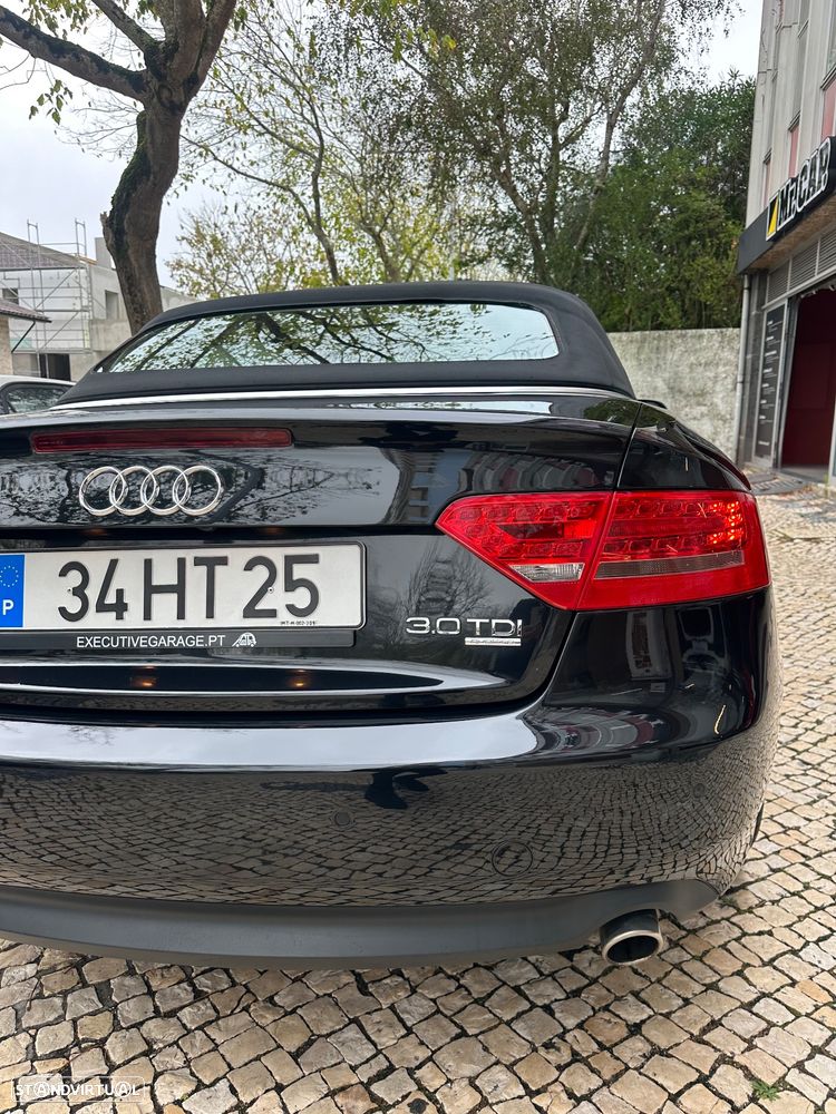 Audi A5 Cabrio 3.0 TDi V6 quattro S-tronic - 9