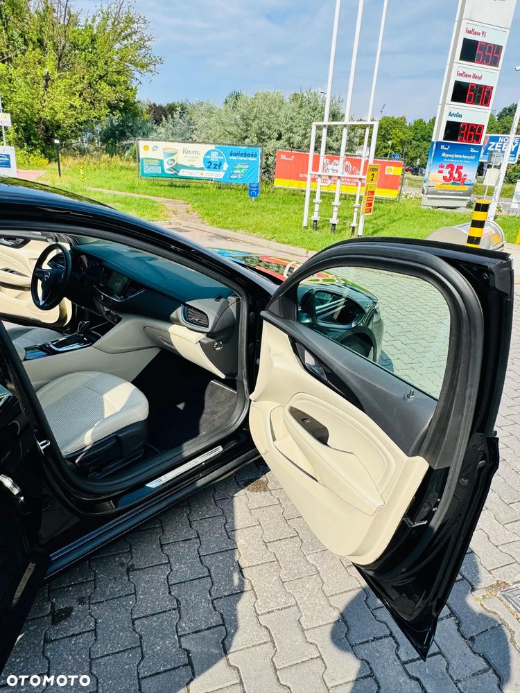 Opel Insignia CT 2.0 CDTI Exclusive S&S - 11