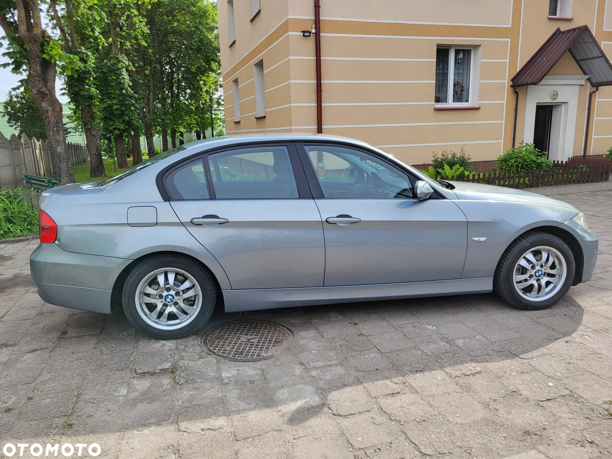 BMW Seria 3 318i - 7