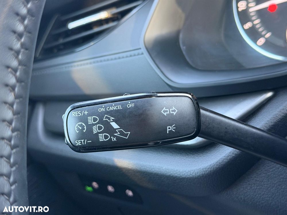 Skoda Octavia 2.0 TDI DSG Style - 32