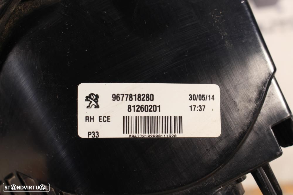 Farolim Direito Peugeot 308 Ii  9677818280 / 81260201 / Direito Da Mal - 7