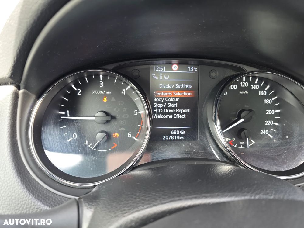 Nissan Qashqai 1.6 DCI Start/Stop Tekna - 25