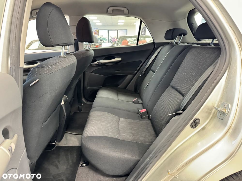 Toyota Auris 1.4 VVT-i Team - 8