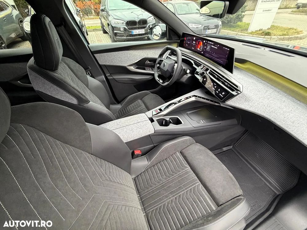 Peugeot 3008 1.2 Hybrid 145 e-DCS6 GT - 22