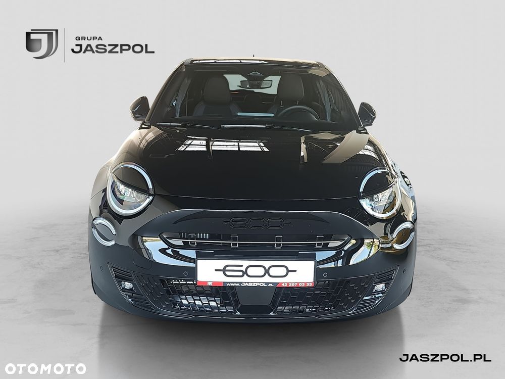 Fiat 600 1.2 Turbo Sport eDCT - 2