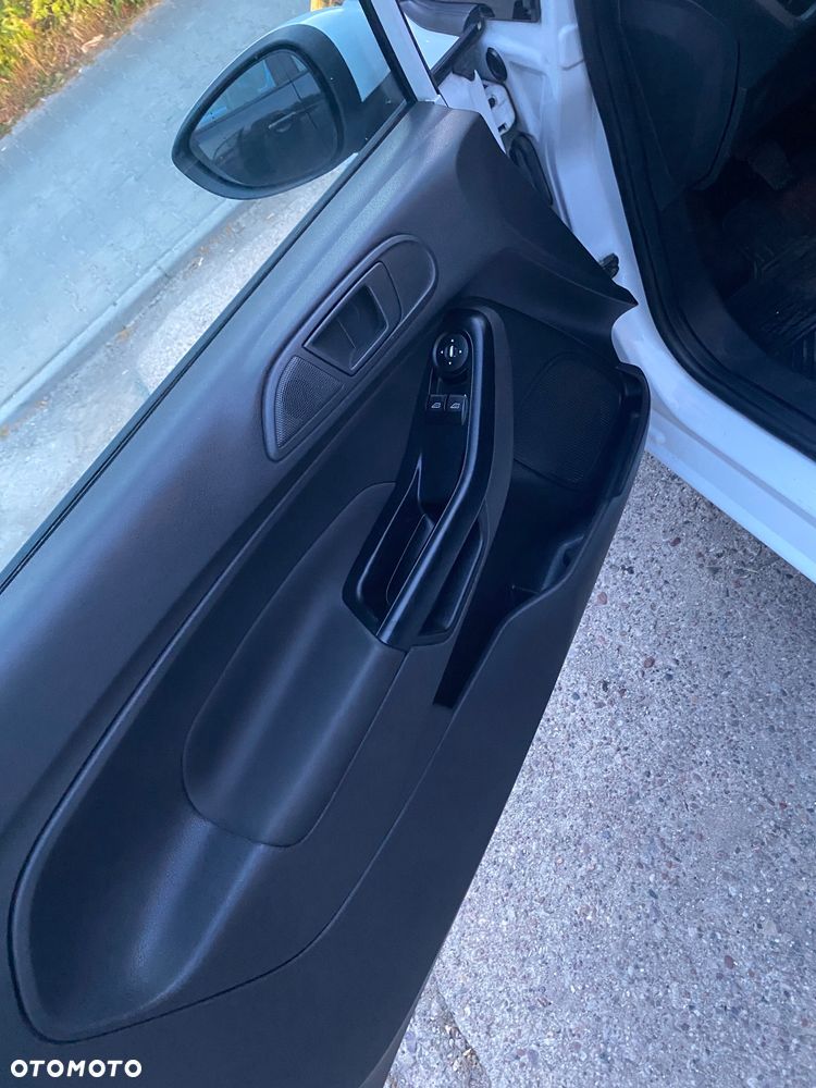 Ford Fiesta 1.5 TDCi Trend - 17