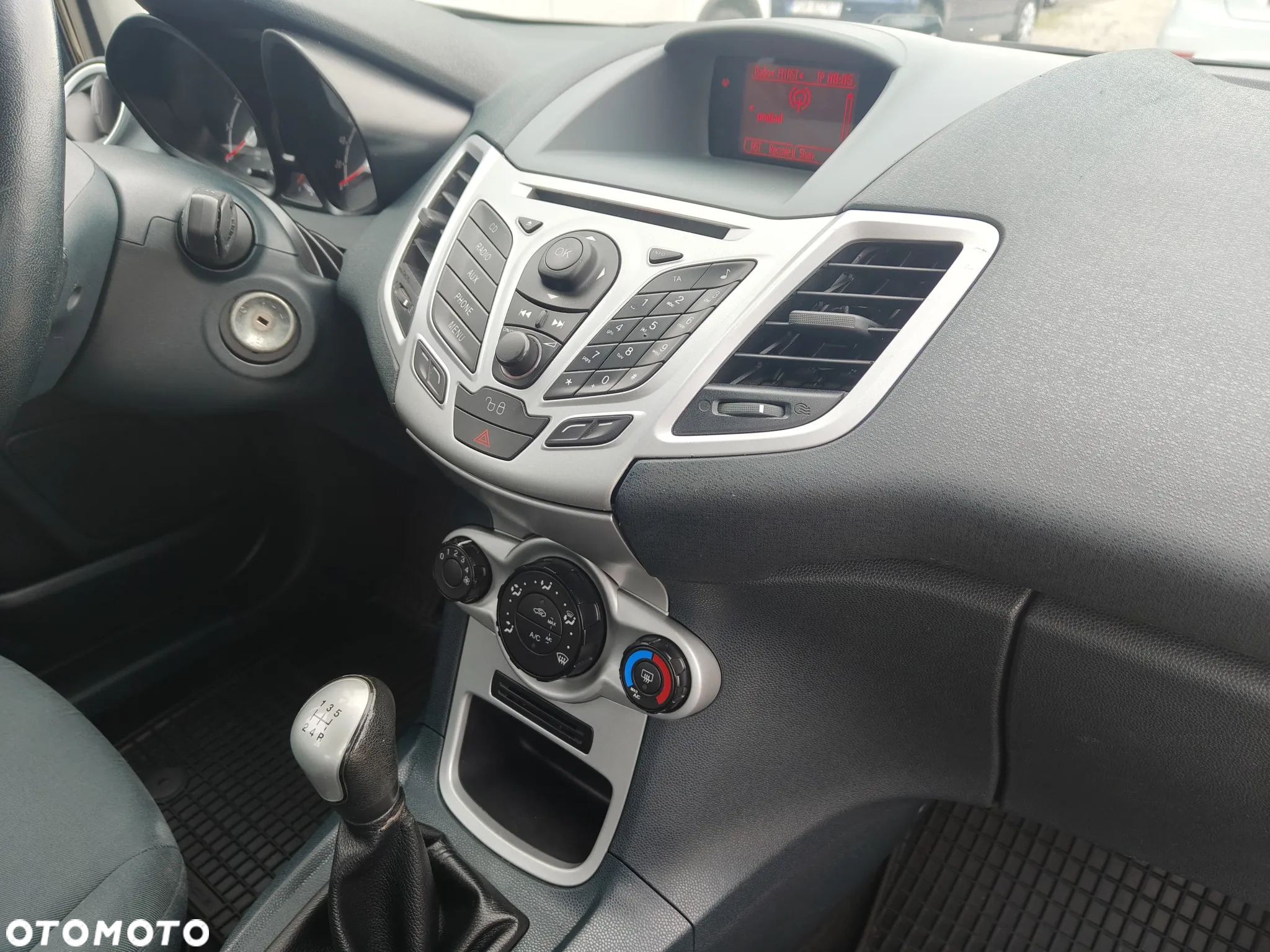 Ford Fiesta 1.25 Champions Edition - 23