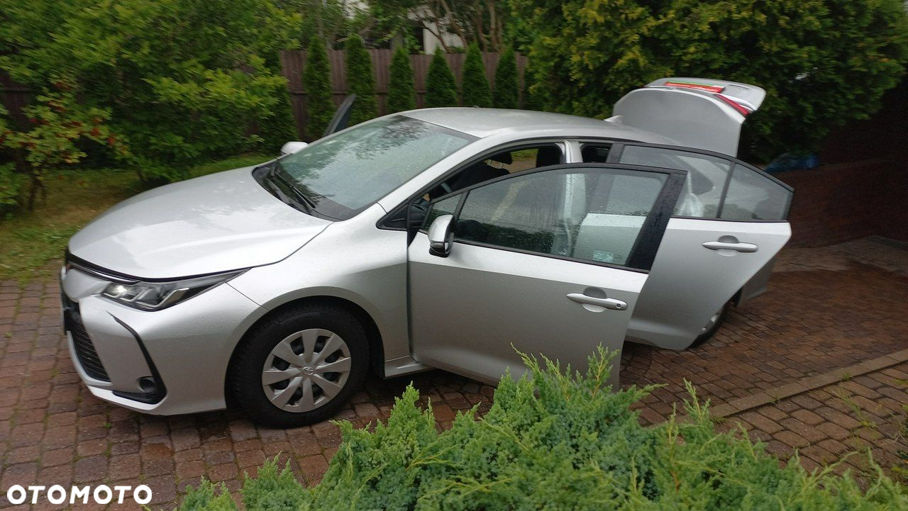 Toyota Corolla - 23