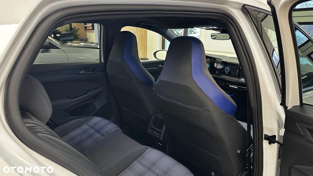 Volkswagen Golf 1.4 eHybrid OPF DSG GTE - 33