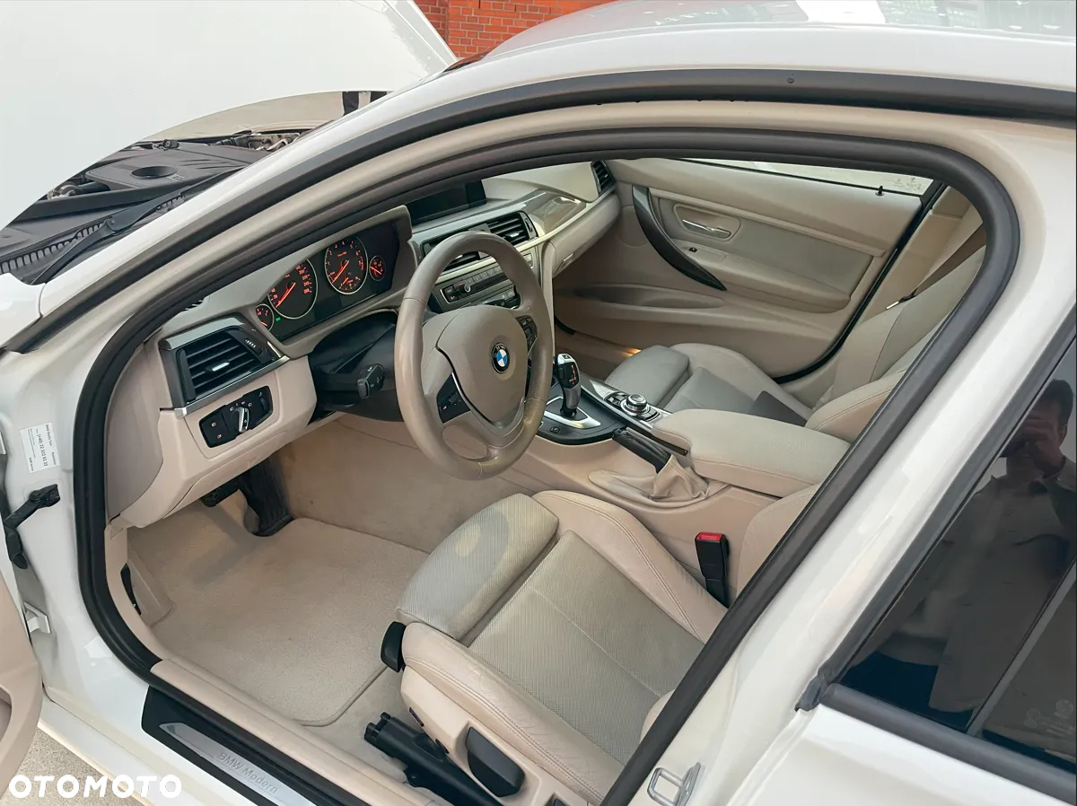 BMW Seria 3 - 12