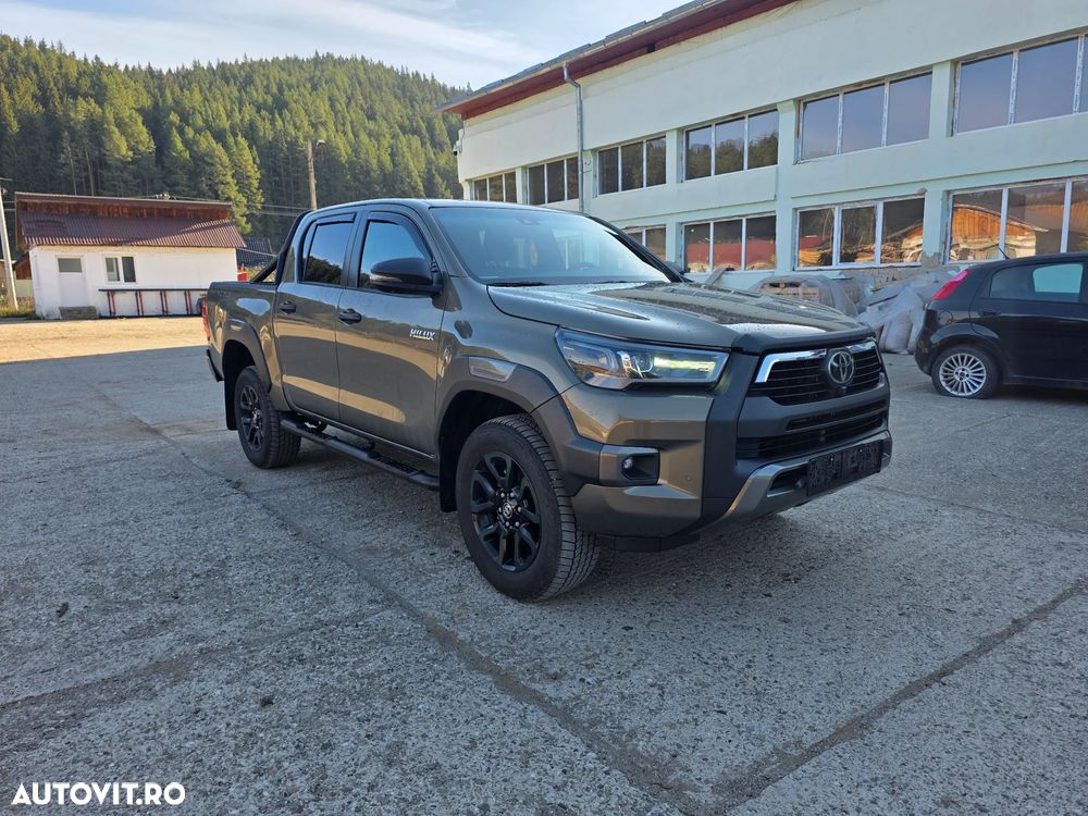 Toyota Hilux - 3