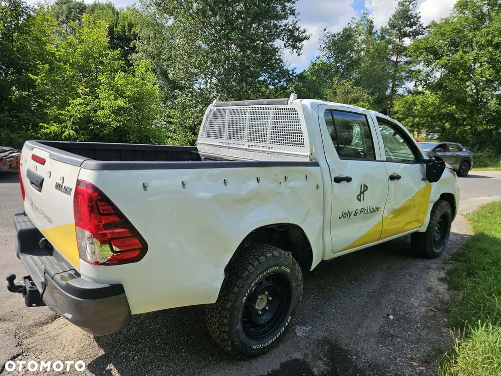 Toyota Hilux - 7