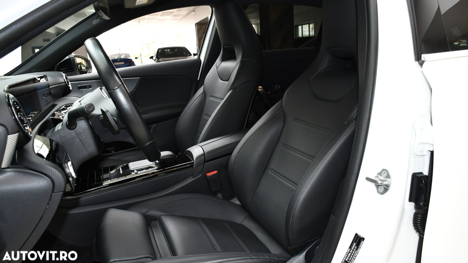 Mercedes-Benz A 250 e 8G-DCT Style - 11