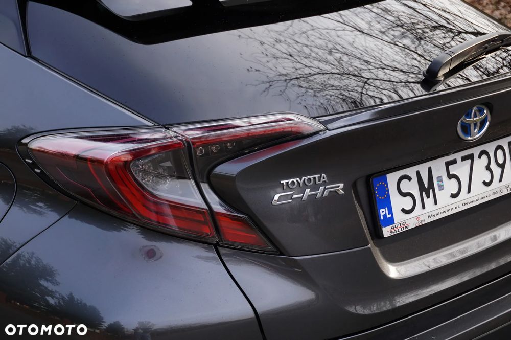 Toyota C-HR Business-Edition - 17