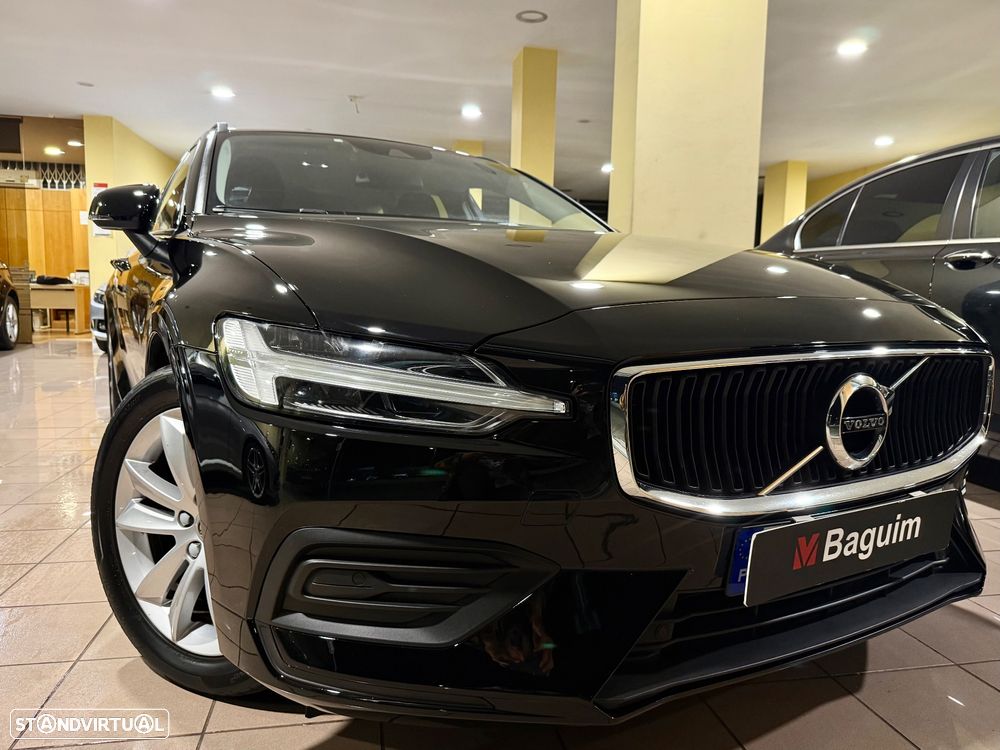 Volvo V60 2.0 B4 Momentum Geartronic - 34