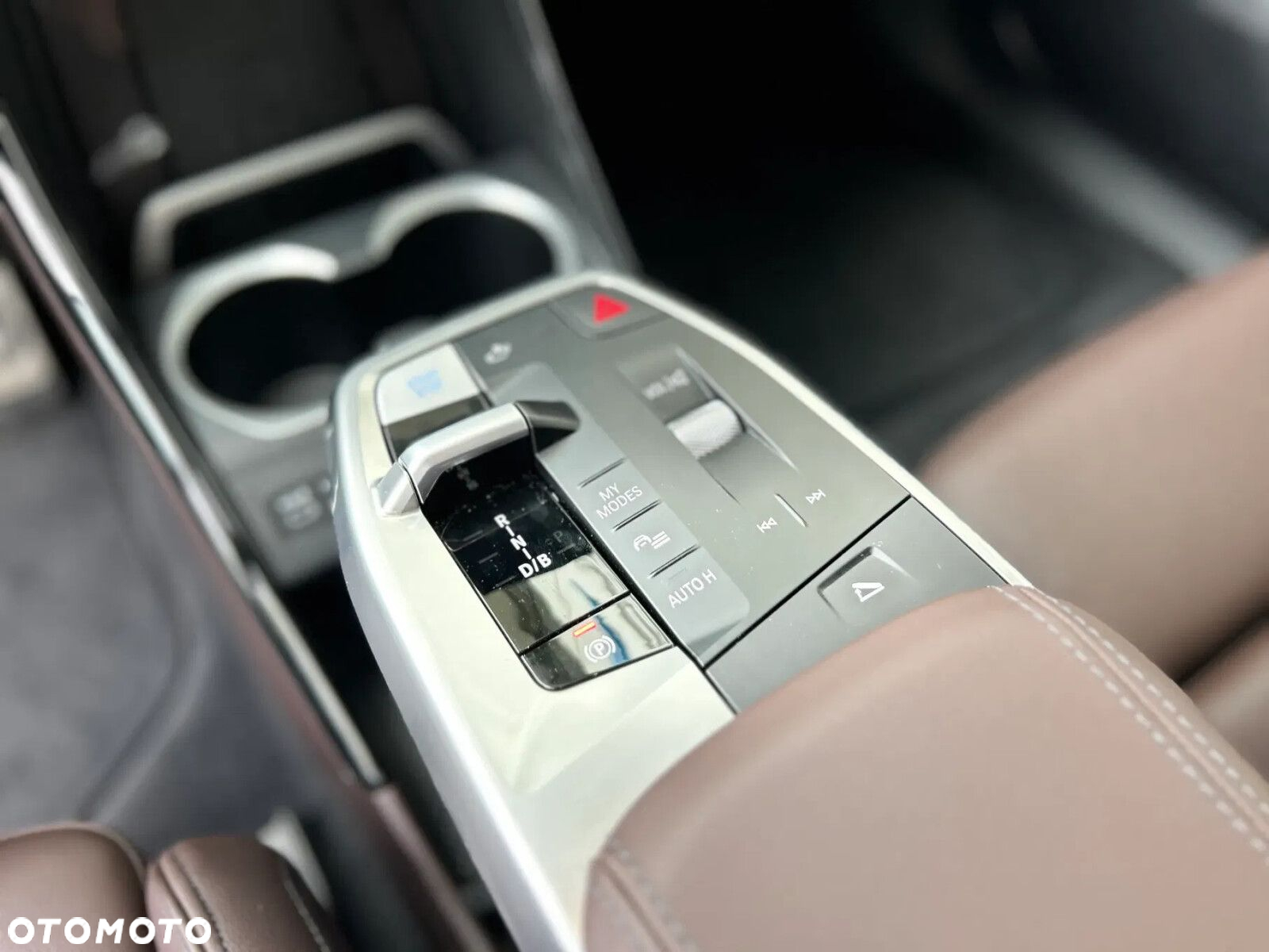 BMW iX2 - 17