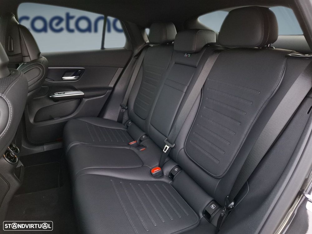 Mercedes-Benz GLC 300 e Coupe 4Matic - 14