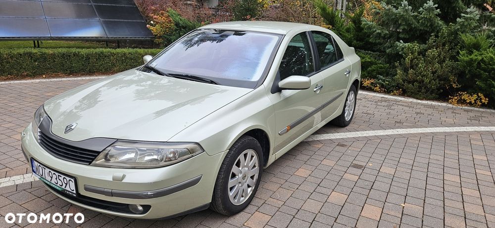 Renault Laguna - 1