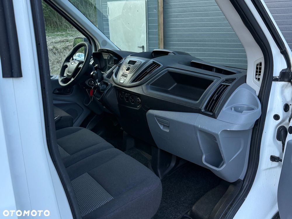 Ford Transit - 37