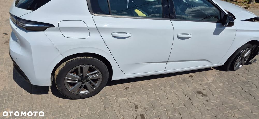 Peugeot 308 1.5 BlueHDi Allure S&S EAT8 - 14