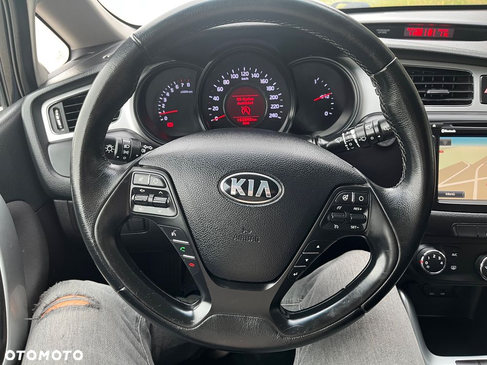 Kia Ceed 2015 photo 5