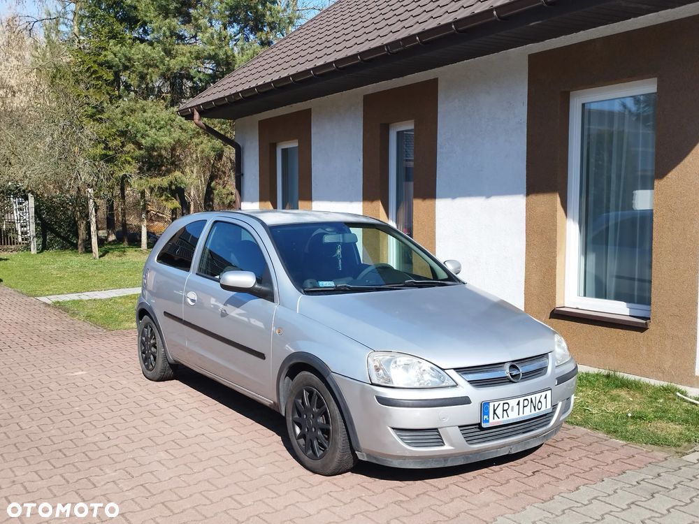 Opel Corsa 1.2 16V Cosmo - 1