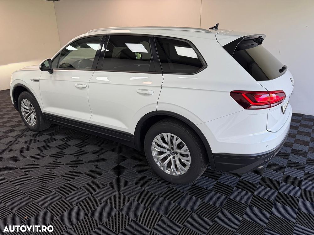 Volkswagen Touareg V6 TDI Elegance - 6